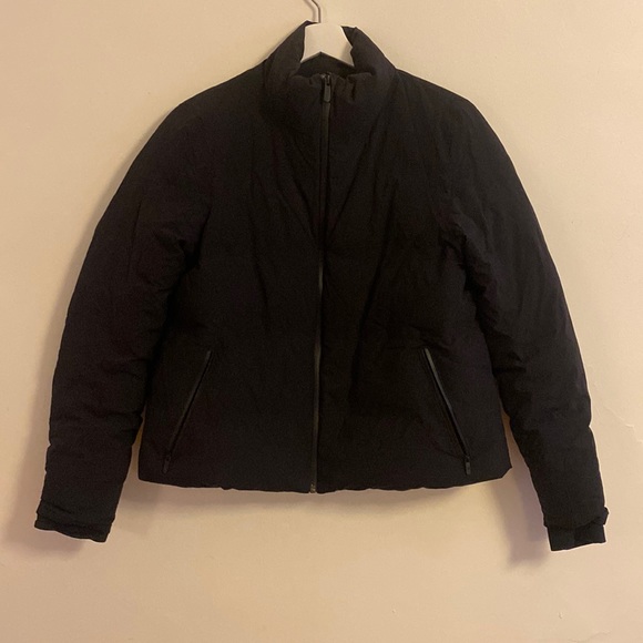 Black Lululemon Short Down Puffer Jacket ❄️ - Picture 1 of 3